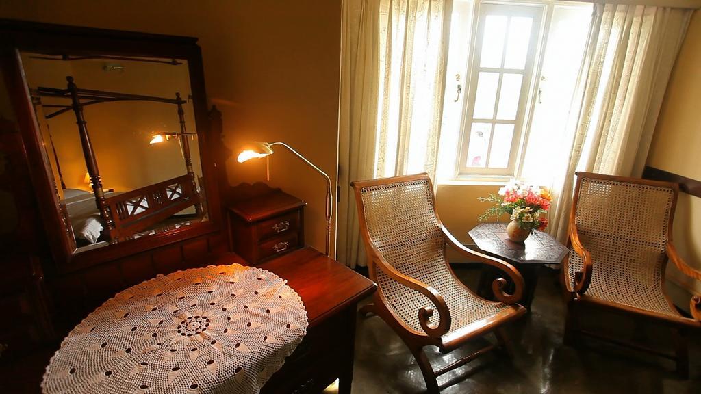 Senani Colonial Holiday Bungalow Nuwara Eliya Room photo